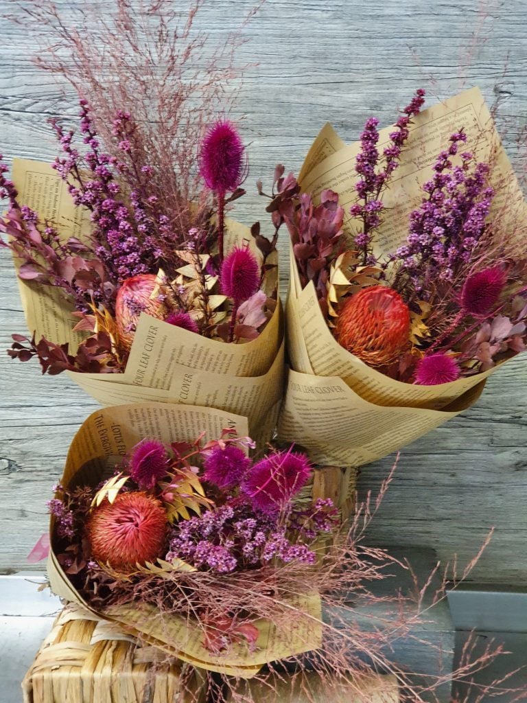 Dried Bouquet Mixed colours - Flower Deliveries Online