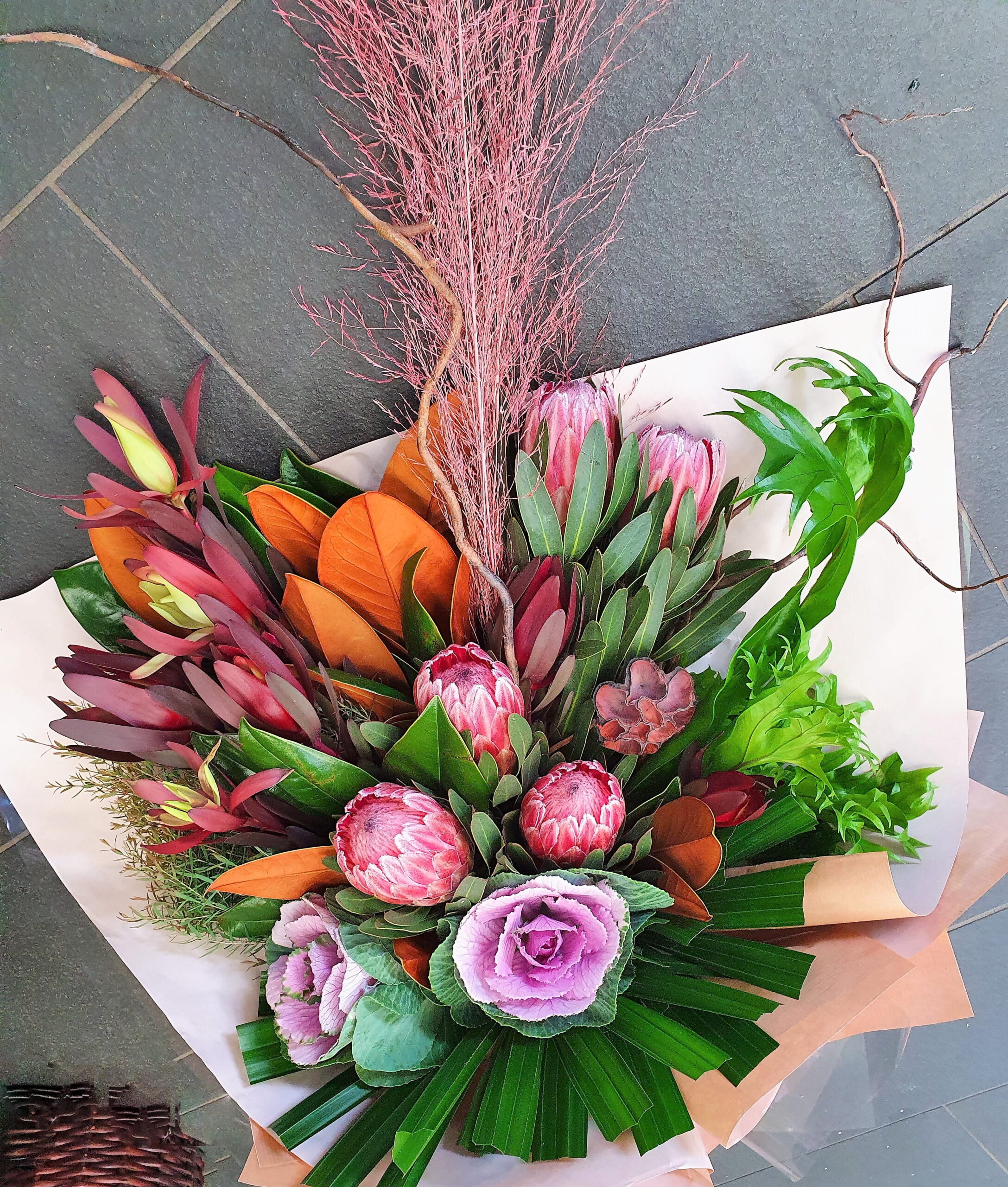 Native and Seasonals bouquet Large - Image 2