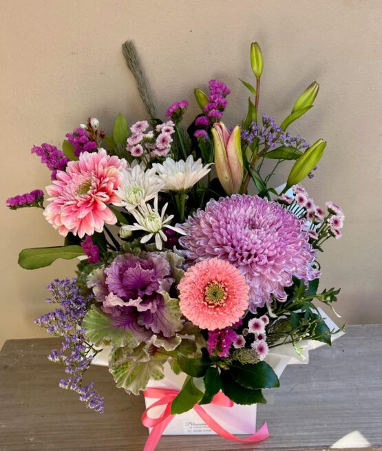 Pretty Garden Box in Purples, mauve and pinks - Image 11