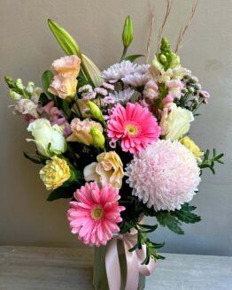 Bouquet in vase - large