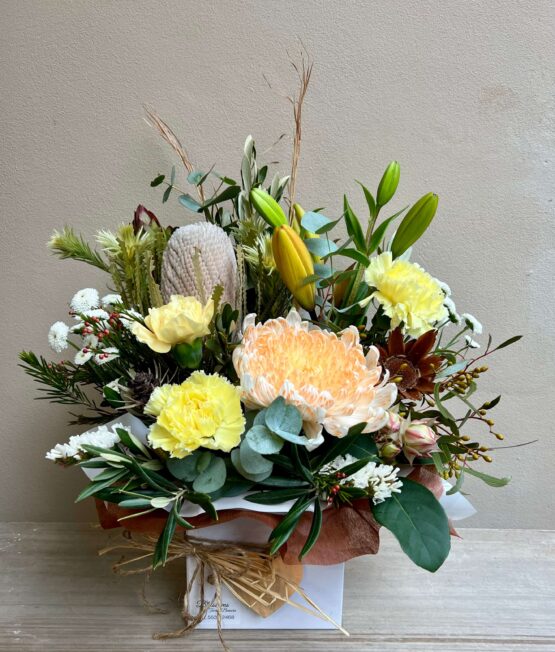 Earthy Natives and pretty florals box - Image 5