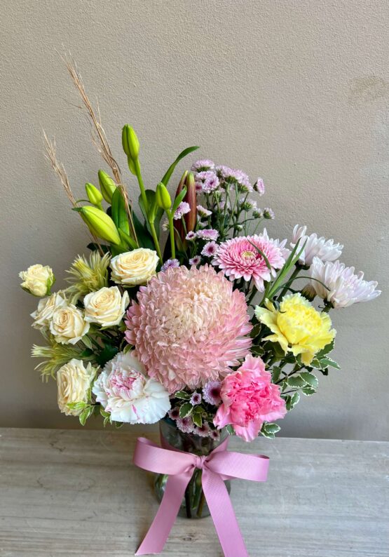 Bouquet in vase - small